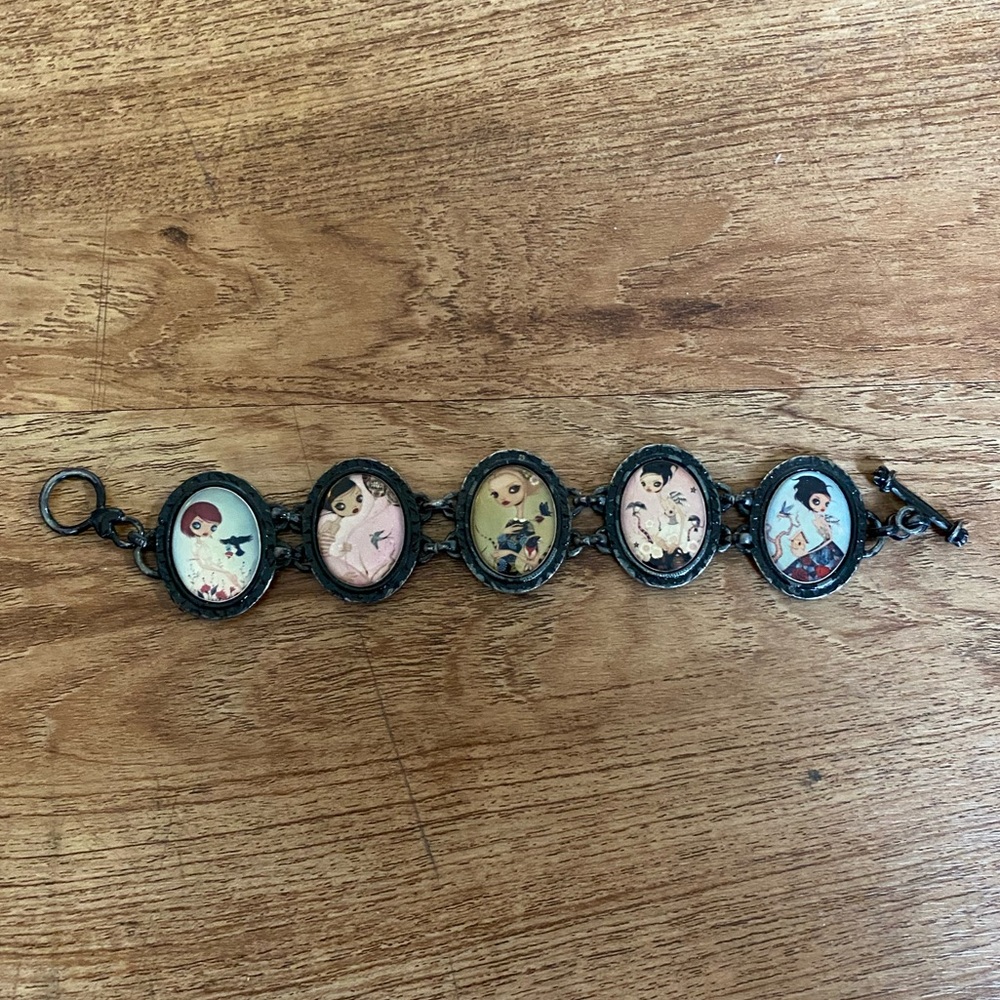 Custom artwork necklace